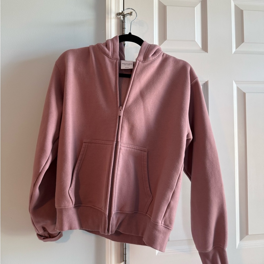 Aritzia Cozy Sweatfleece Perfect Crop Zip Hoodie